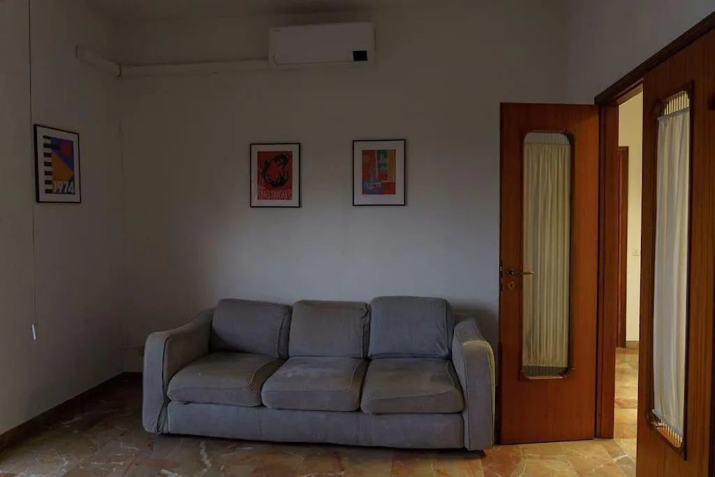 Fanciful 2-Br Outside Ztl-1